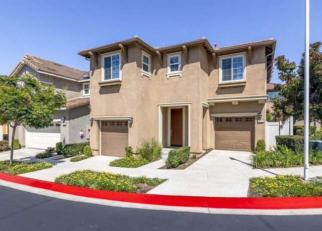 Property at 346 Dun Blazer Way, Fallbrook, CA 92028, 3 beds, 2 baths