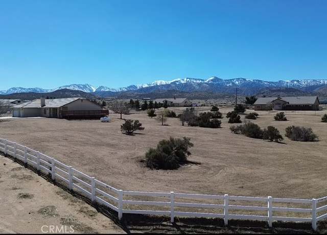 Property at 8370 Wolf Dr, Phelan, CA 92371, 3 beds, 2 baths