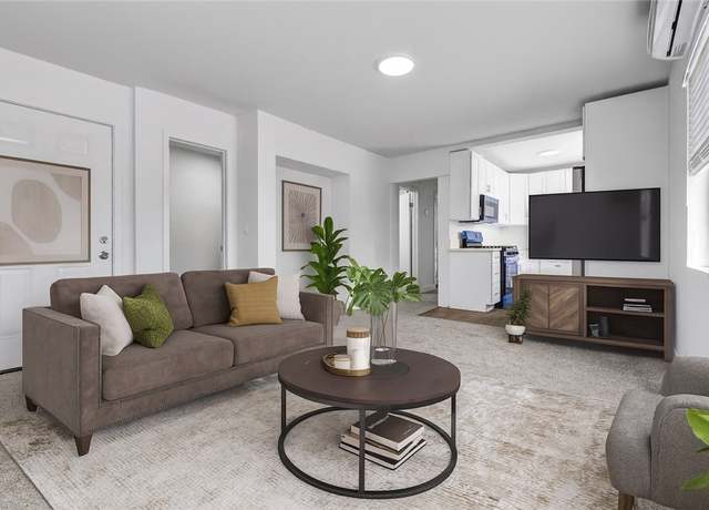 Property at 2625 San Marino St, Los Angeles, CA 90006, 8 beds, 4 baths