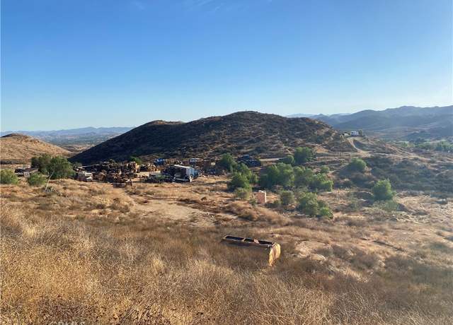 Property at 20920 Sawgo Dr, Perris, CA 92570
