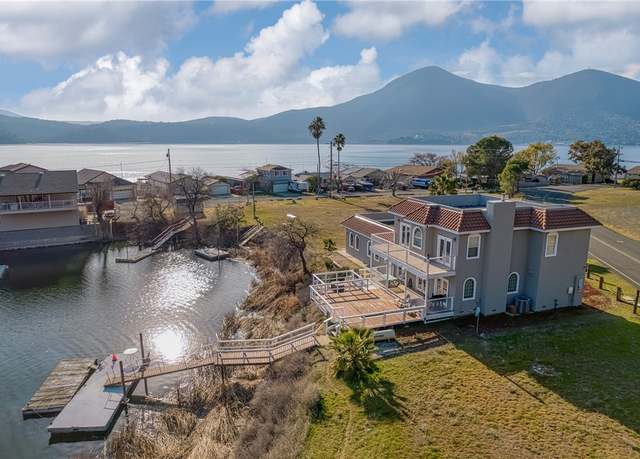 Property at 11115 Lakeshore Dr, Clearlake, CA 95424, 3 beds, 3.5 baths