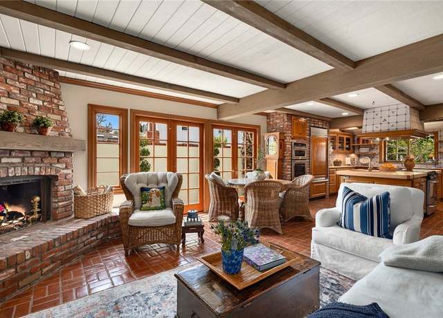 Property at 133 Via Venezia, Newport Beach, CA 92663, 5 beds, 5 baths