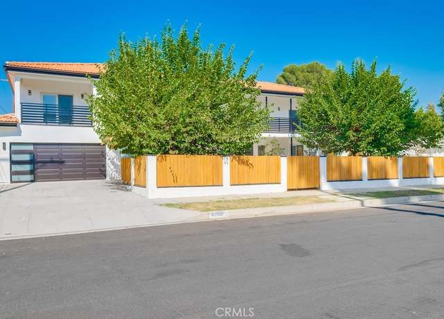 Property at 22555 Califa St, Woodland Hills, CA 91367, 10 beds, 7 baths