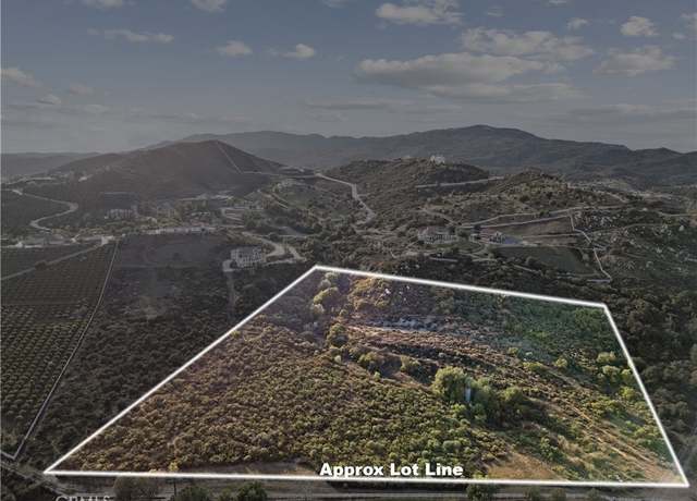 Property at 21903 Los Robles Rd, Murrieta, CA 92562