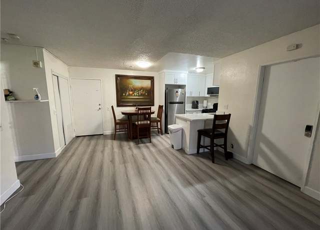 Property at 450 E 4th St #124, Santa Ana, CA 92701, 2 beds, 2 baths