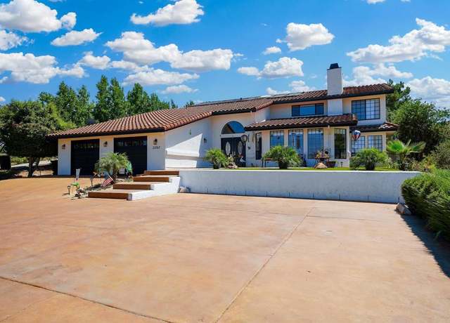 Property at 23767 Moonglow Ct, Ramona, CA 92065, 4 beds, 3 baths