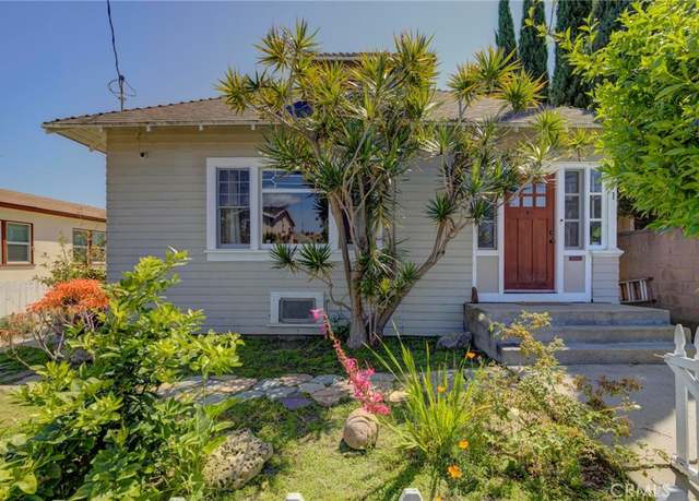 Property at 571 W 17th St, San Pedro, CA 90731, 4 beds, 2 baths