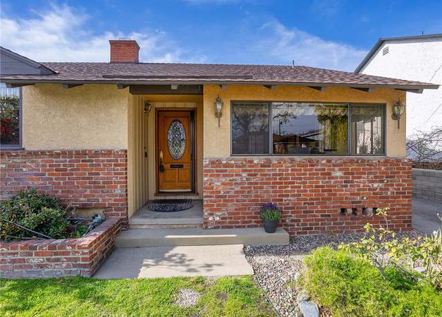 Property at 633 Groton Dr, Burbank, CA 91504, 4 beds, 3 baths