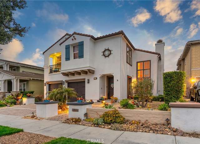 Property at 4027 W Hemlock St, Oxnard, CA 93035, 4 beds, 3.5 baths