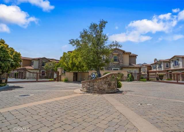 Property at 21923 Cortina Pl, Chatsworth, CA 91311, 3 beds, 2.5 baths