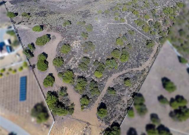 Property at 3 King Ct, Murrieta, CA 92562