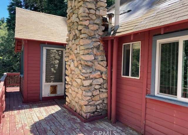Property at 544 Community Dr, Lake Arrowhead, CA 92352, 2 beds, 1 bath