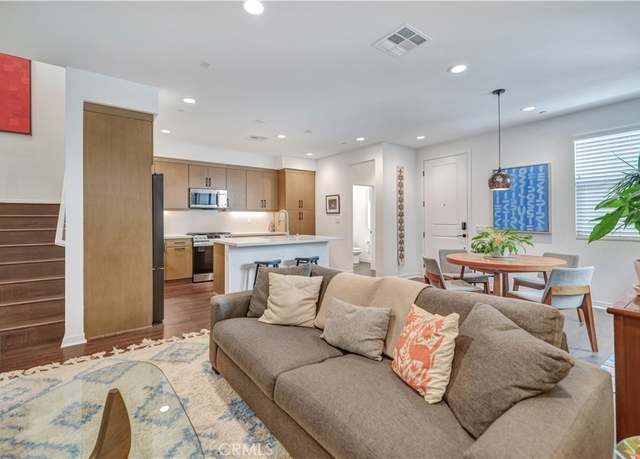 Property at 115 Fayette Ct, Claremont, CA 91711, 3 beds, 2.5 baths