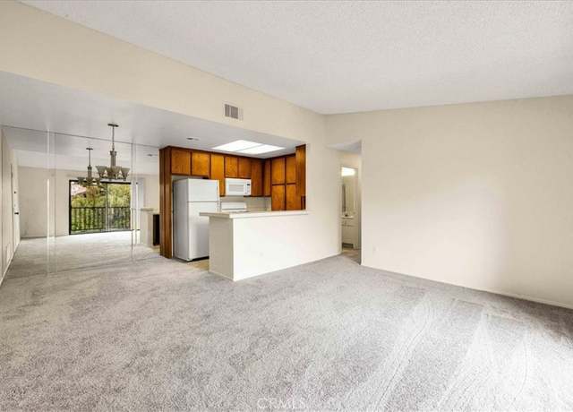 Property at 31200 Landau Blvd #1404, Cathedral City, CA 92234, 3 beds, 2 baths