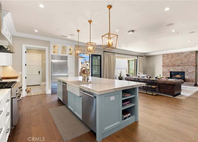Property at 430 Aliso Ave, Newport Beach, CA 92663, 4 beds, 4.5 baths