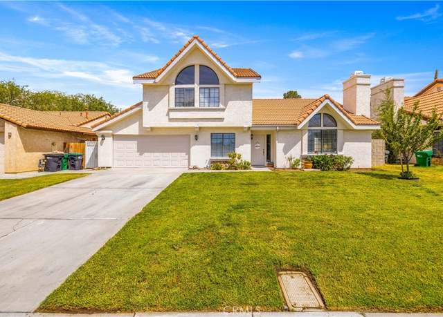Property at 42502 52nd St W, Quartz Hill, CA 93536, 5 beds, 3 baths