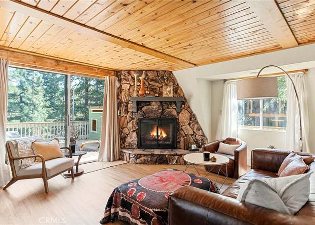 Property at 43544 Ridge Crest Dr, Big Bear Lake, CA 92315, 3 beds, 1.5 baths