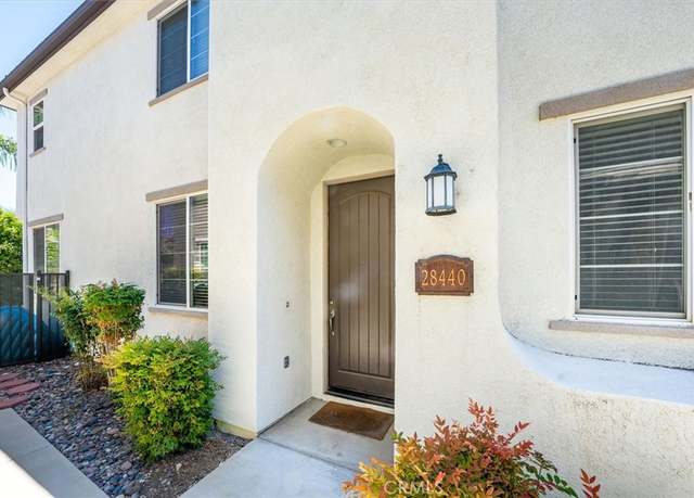 Property at 28440 Casselman Ln #361, Saugus, CA 91350, 3 beds, 2.5 baths