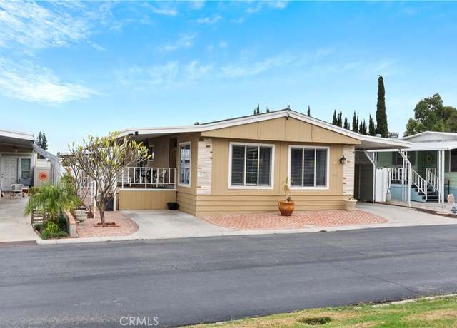 Property at 1383 Thornwood, Corona, CA 92882, 2 beds, 2 baths