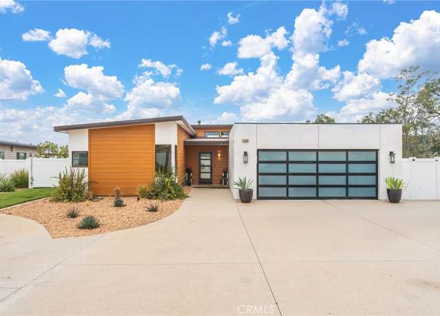 Property at 1248 Holly Ln, Calimesa, CA 92320, 3 beds, 2 baths