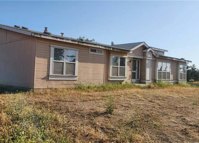 Property at 21573 Elmwood St, Perris, CA 92570, 3 beds, 2 baths