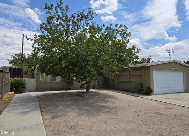 Property at 44122 Carolside Ave, Lancaster, CA 93535, 3 beds, 1 bath