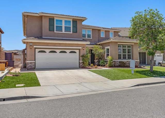 Property at 41013 Sunsprite St, Lake Elsinore, CA 92532, 5 beds, 4 baths