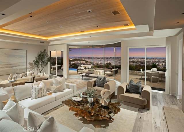 Property at 1535 Dolphin Ter, Corona Del Mar, CA 92625, 3 beds, 3.5 baths