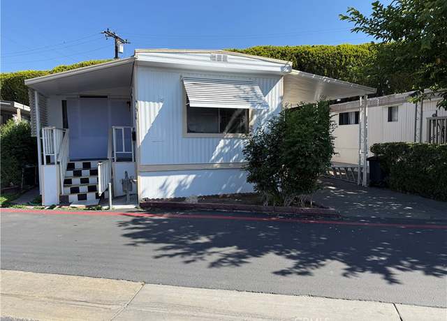 Property at 1527 S Standard #28, Santa Ana, CA 92707, 1 bed, 1.5 baths