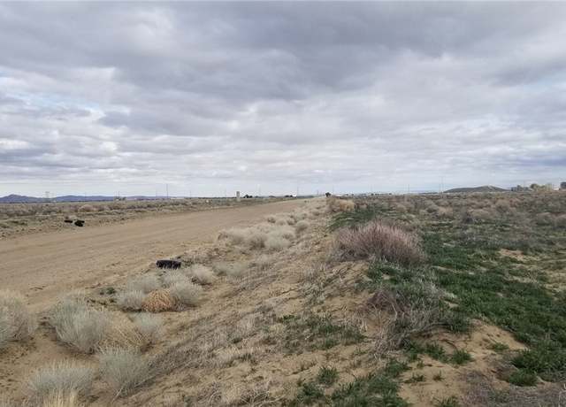 Property at 0 0Avenue B2/112 St W, Lancaster, CA 93536