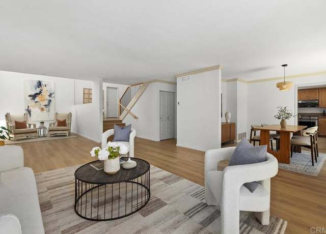 Property at 2294 Caminito Castillo, La Jolla, CA 92037, 4 beds, 2.5 baths