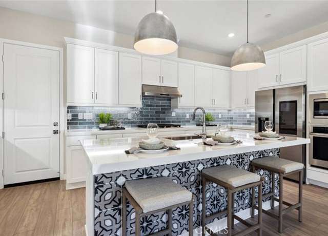 Property at 24514 Via El Balneario, Valencia, CA 91354, 2 beds, 2.5 baths