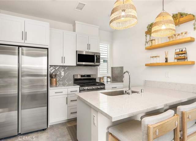 Property at 1590 E Hermosa #3, Placentia, CA 92870, 1 bed, 1.5 baths