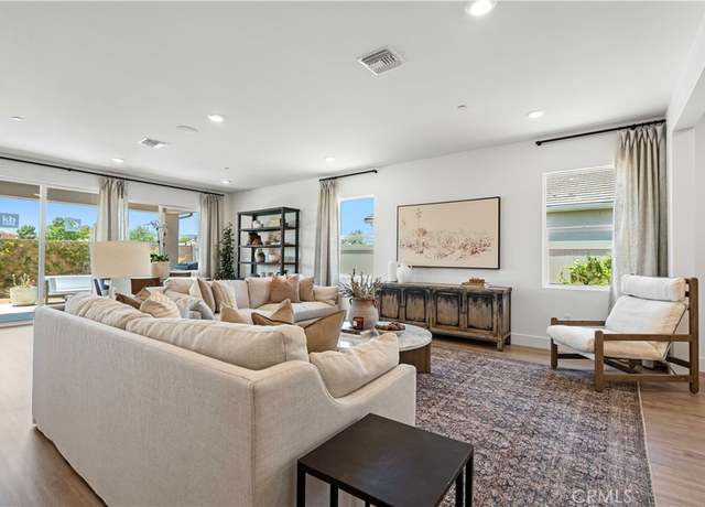 Property at 3312 Emerald Ln, Lancaster, CA 93535, 4 beds, 2 baths