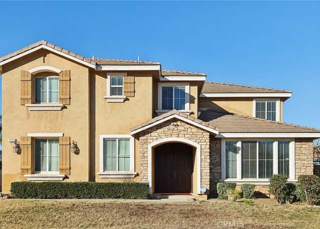Property at 2272 Mary Clare St, Corona, CA 92882, 5 beds, 3.5 baths