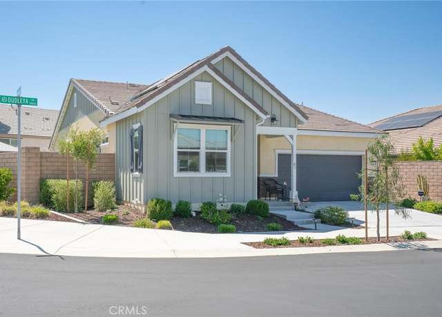 Property at 32096 Hyacinth Way, Temecula, CA 92591, 2 beds, 2.5 baths
