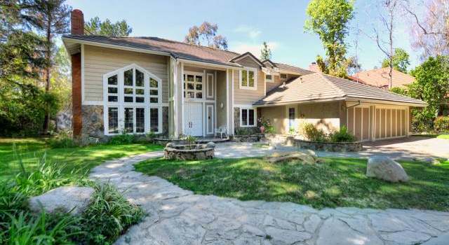 Photo of 19323 Lemmer Dr, Tarzana, CA 91356