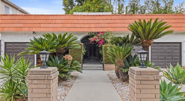Photo of 10915 Peach Grove St #4, North Hollywood, CA 91601