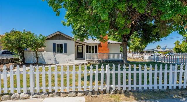 Photo of 880 E Wright St, Hemet, CA 92543