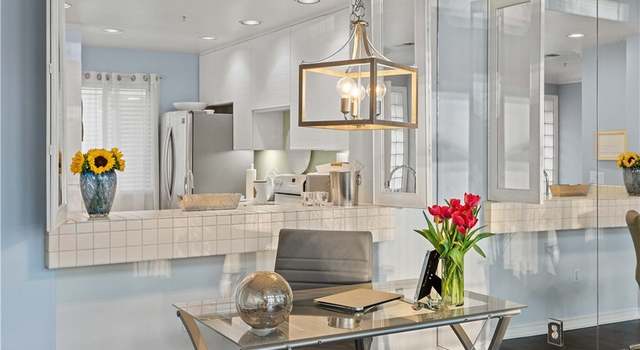 Photo of 2233 Martin #422, Irvine, CA 92612