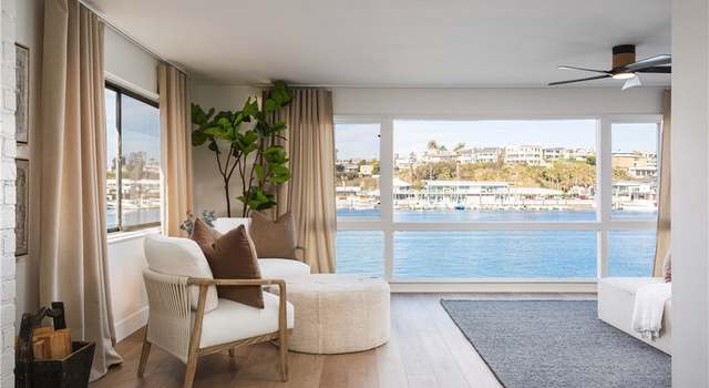 Photo of 310 Via Lido Nord, Newport Beach, CA 92663