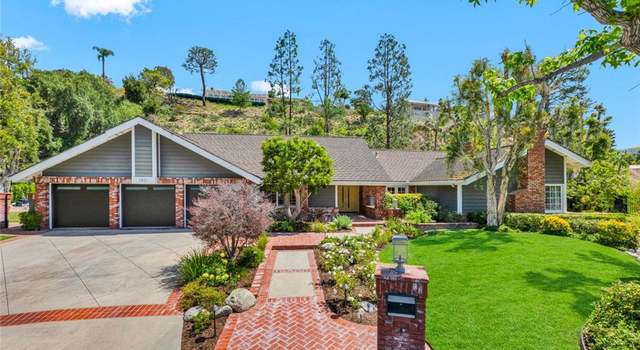 Photo of 1821 Overview Cir, Santa Ana, CA 92705