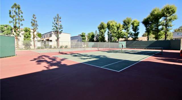 Photo of 18333 Hatteras St #107, Tarzana, CA 91356