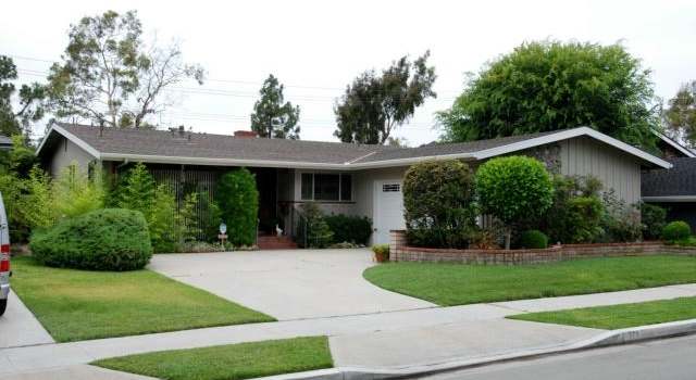 Photo of 371 Daroca Ave, Long Beach, CA 90803