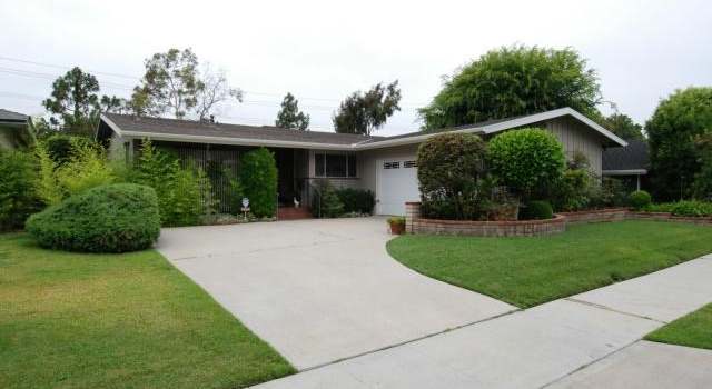 Photo of 371 Daroca Ave, Long Beach, CA 90803