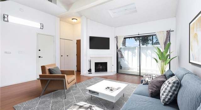 Photo of 18433 Hatteras St #606, Tarzana, CA 91356