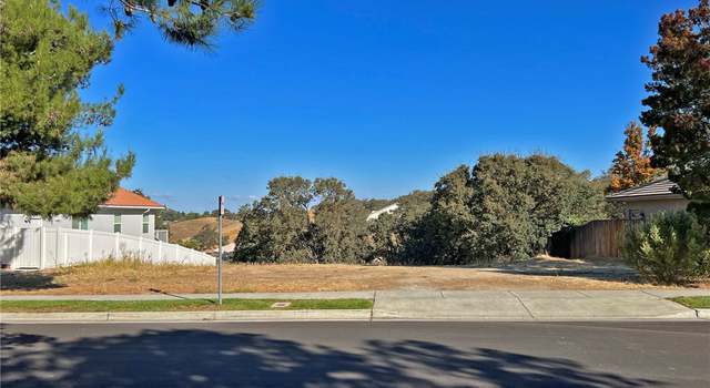 Photo of 509 Grand Canyon Dr, Paso Robles, CA 93446