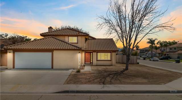Photo of 913 Autumn Mist Ln, San Jacinto, CA 92582