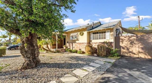 Photo of 16619 Runnymede St, Lake Balboa, CA 91406