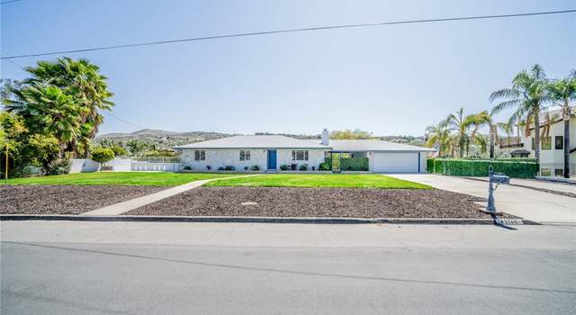 Photo of 42145 Crest Dr, Hemet, CA 92544